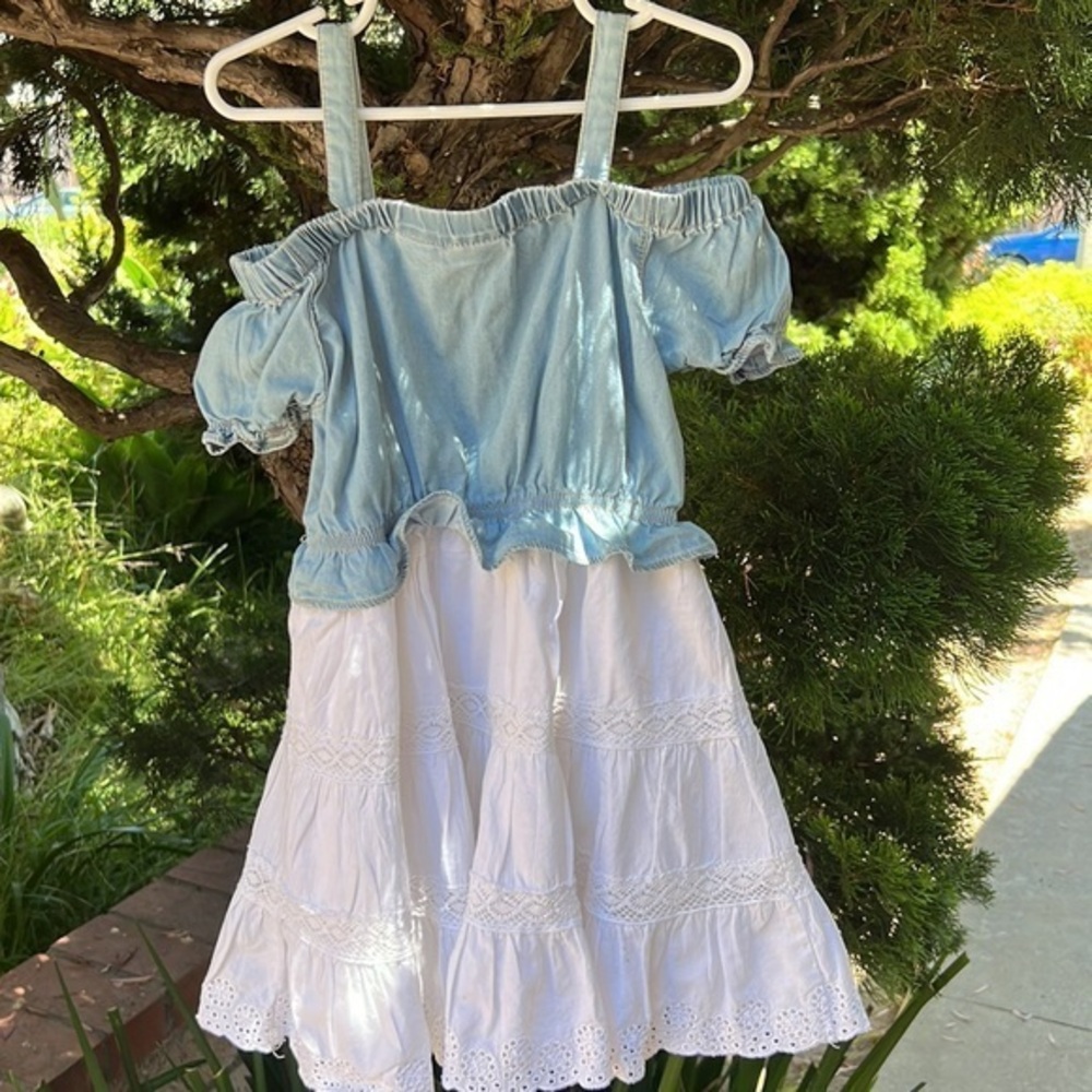 Bundle girls vintage dresses size 5 & 6‎ Guess/Calvin Klein - Picture 3 of 9